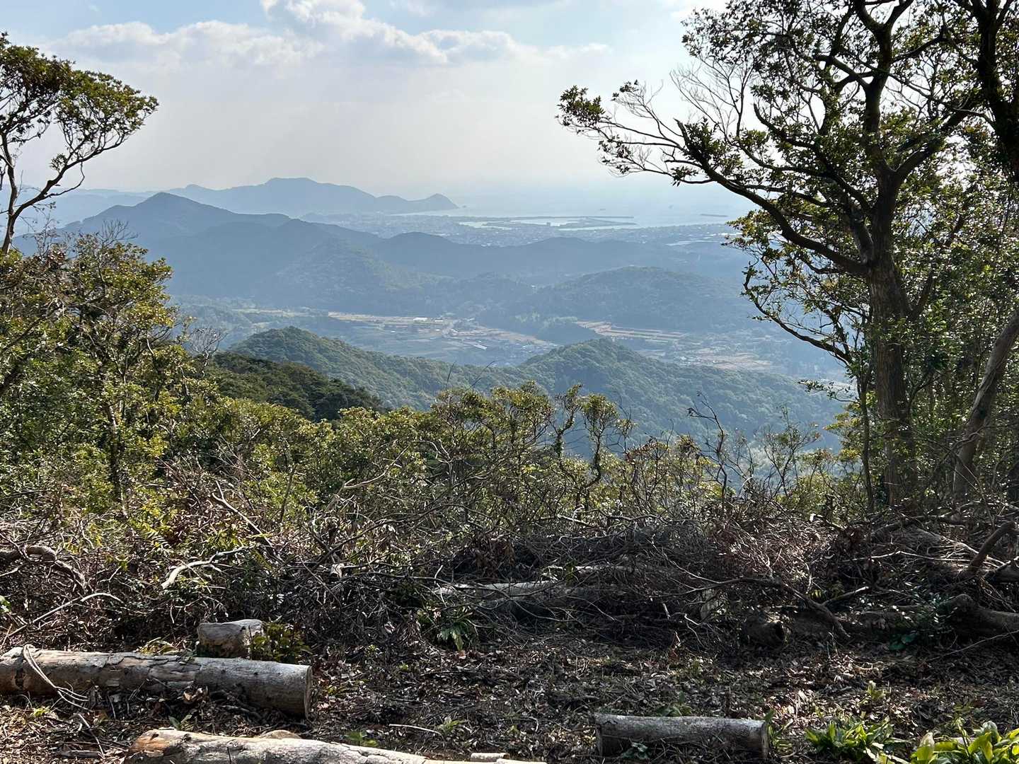 実際は写真よりは広々
清原地区の皆さんとキャプテン👨‍✈️のお陰です♪
素晴らしい展望広場をありがとうございます❣️