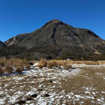 坊ガツルの雪は溶けてきていた。