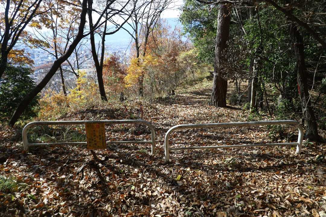 何を止めるためなのかところどころある