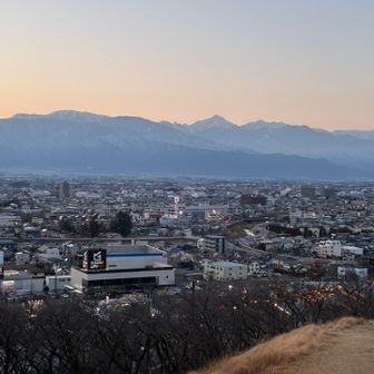 弘法山古墳から。