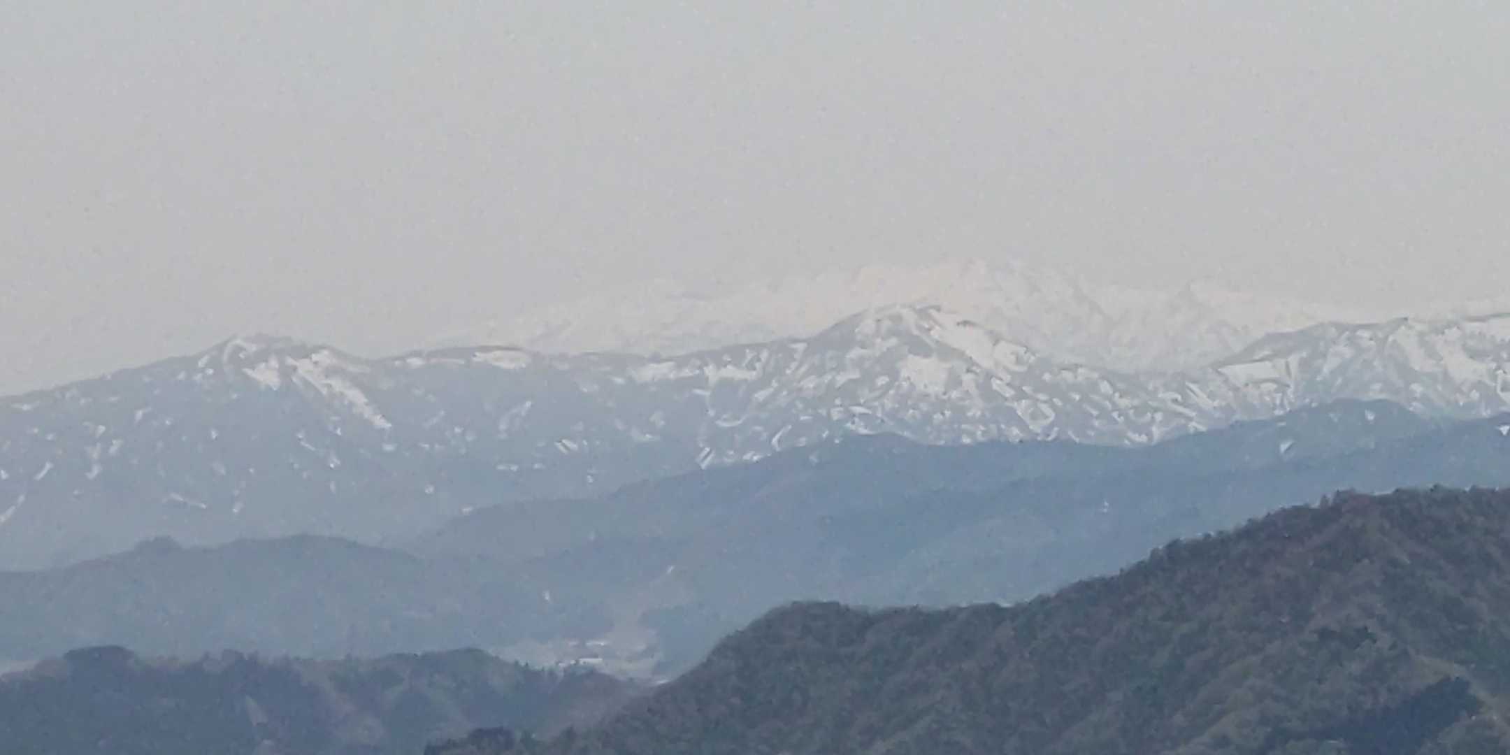 奥に守門岳😘