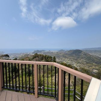 海が見えるよ😆　海岸線を歩きたいなぁ