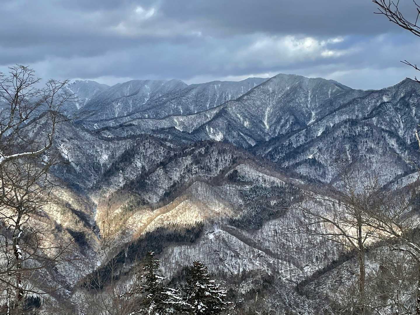 一番高く見える山はピウ岳⛰