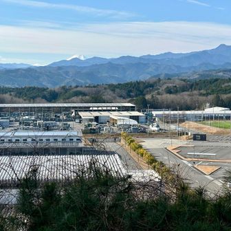 燧山山頂から望む富士山