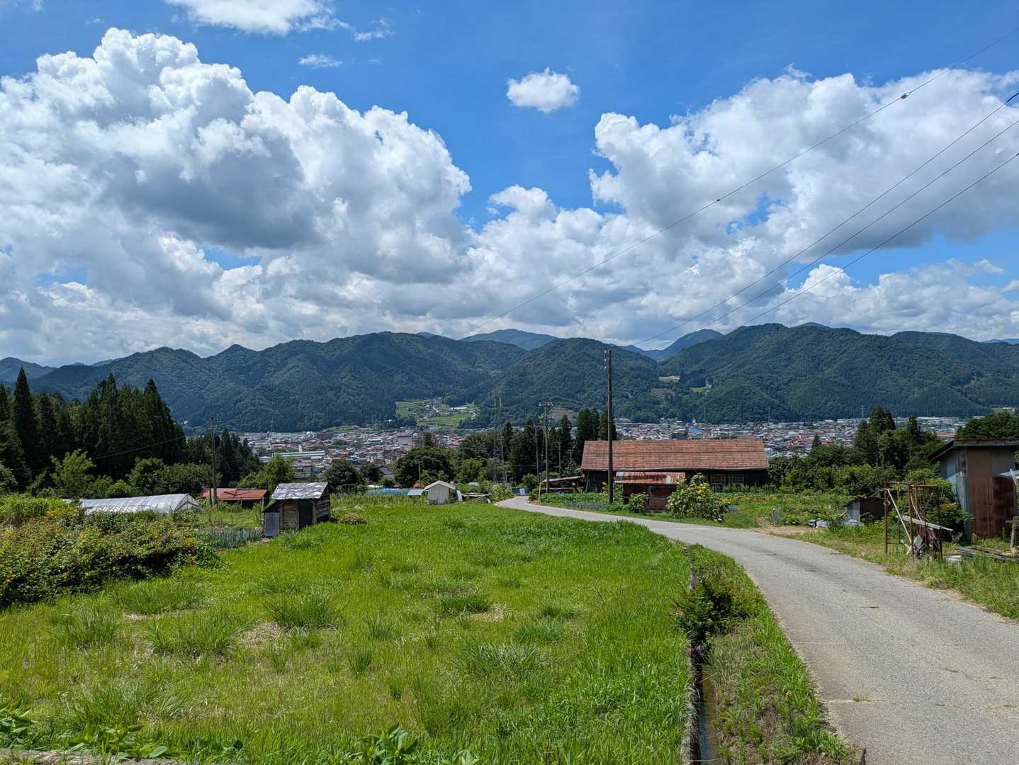 下りてきました。
ココからの景色ものどかで良かった〜😄