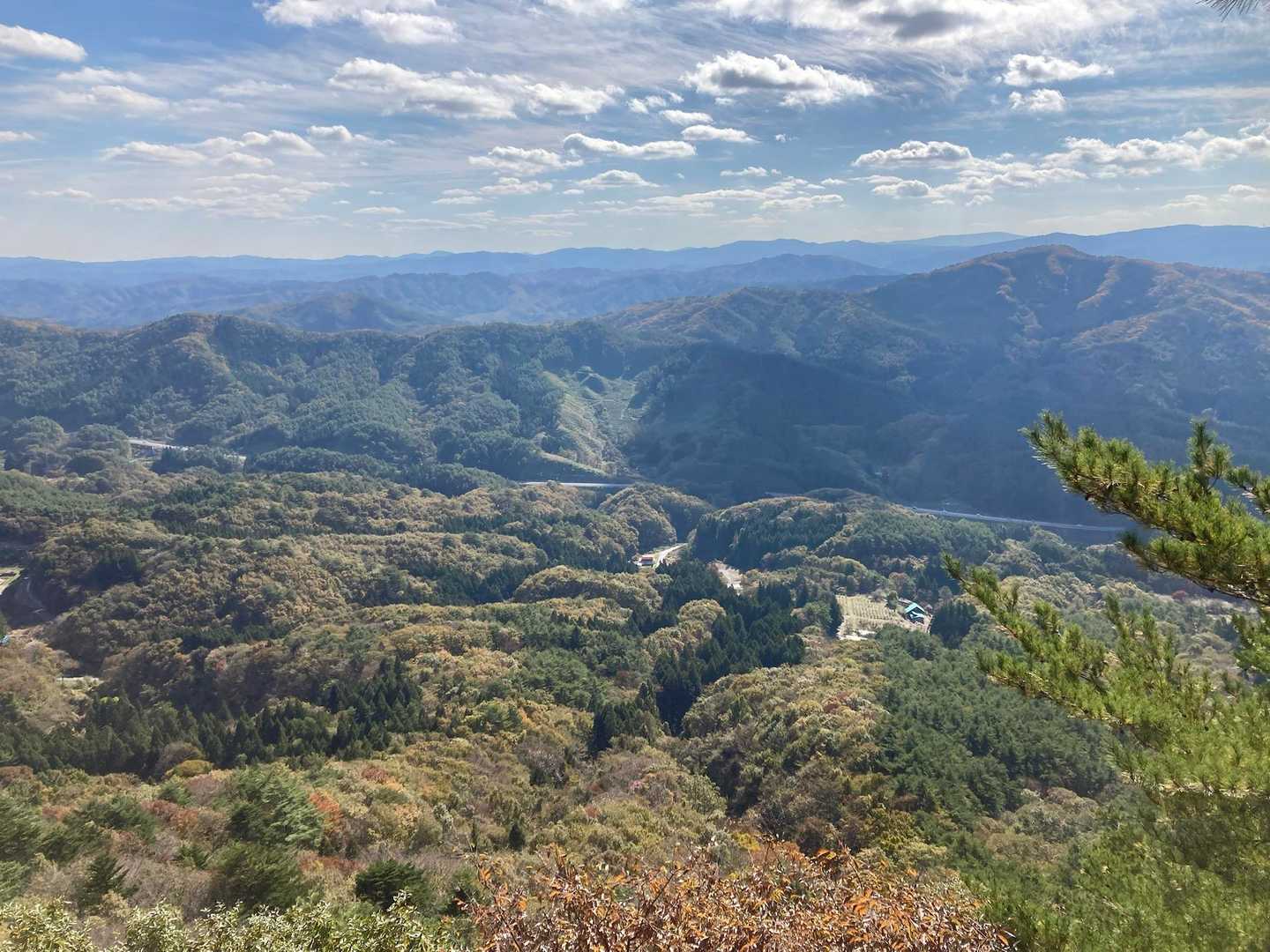 霊山ぐるり一周。どこ見ても景色最高です。人気というのも頷けます