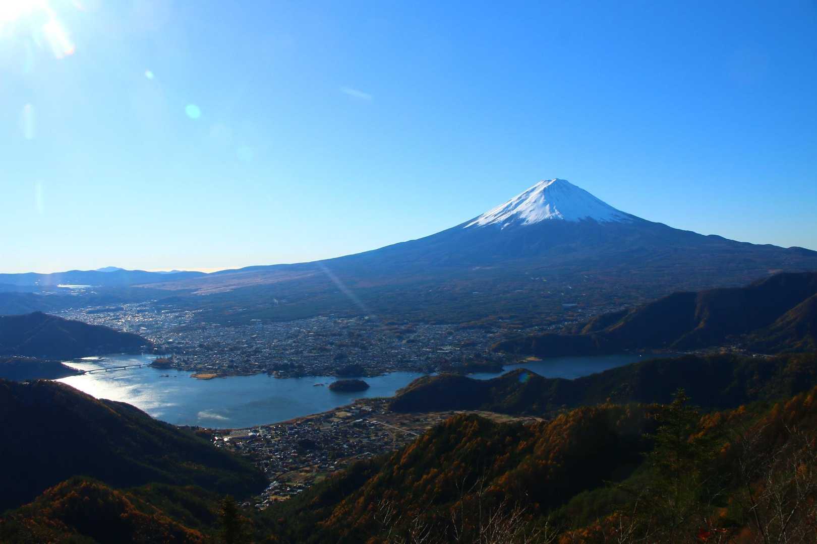 御坂山登山口-御坂峠-カネ山-御坂山-観音平山-旧御坂峠- 縦走コースの写真