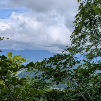 山頂からの眺め　神室山方向?