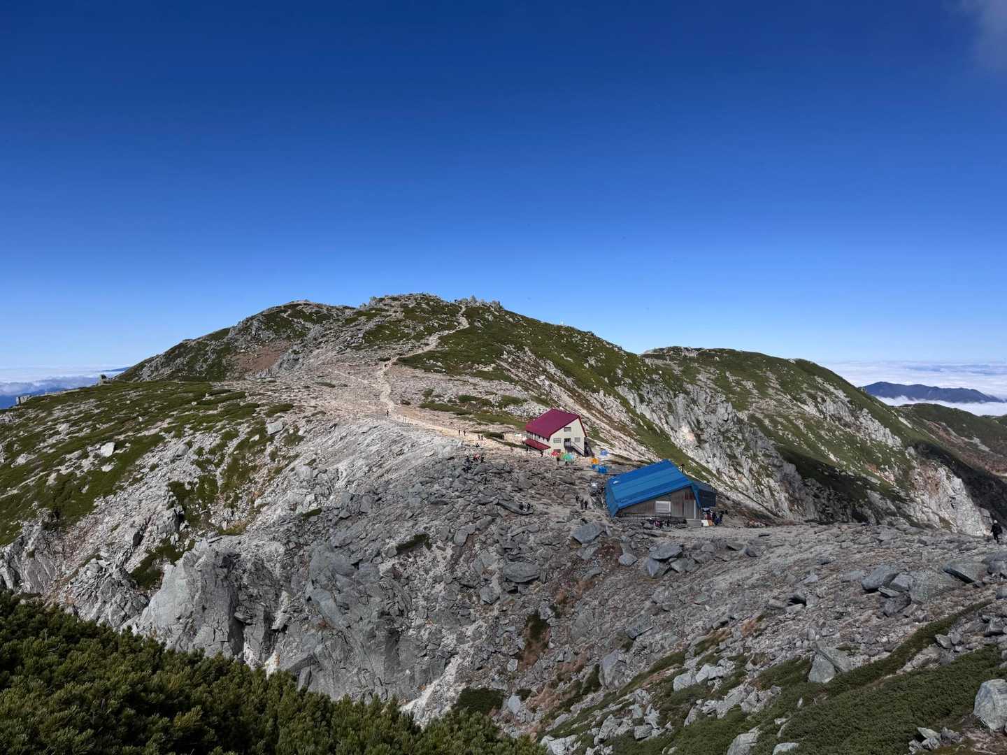 宝剣山に登っている途中。
木曽駒ヶ岳。
