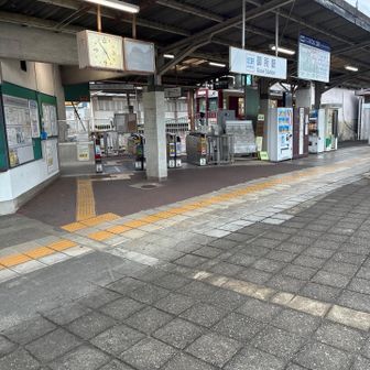 御所駅着いた〜。

転けずに無事に下山できて感謝。

先週歩かんかったから、膝裏が痛かった😭