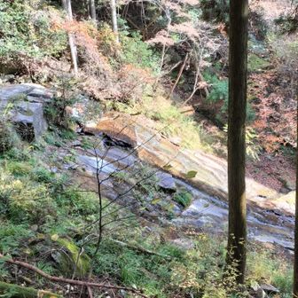 登られてた方からの情報では今日は水量がとても少ないとのことでした。