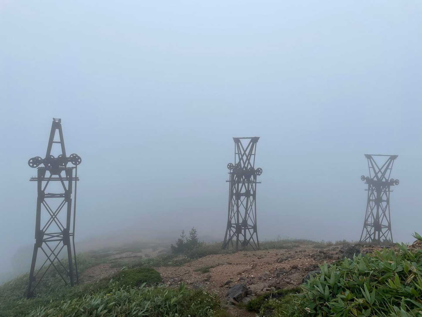 お散歩登山終わり〜
風雨訓練終わり〜☺️
次の山へ移動🚗💨