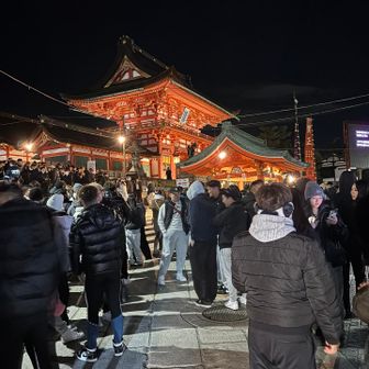 若い人たちでいっぱい