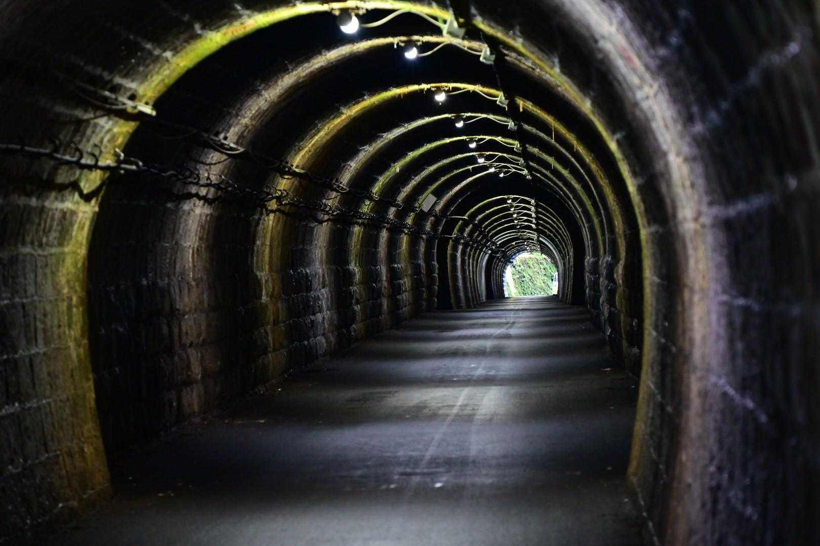 怖くて通れないので雰囲気だけね