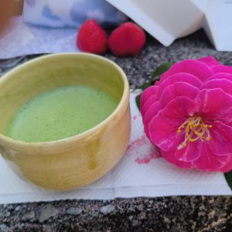 大服できめ細やかに立ってます。
美味しいわ。
なぜかほっとします😊