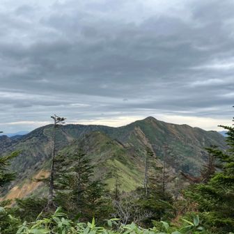 白砂山が見えました
天気はなんとか持ちそう