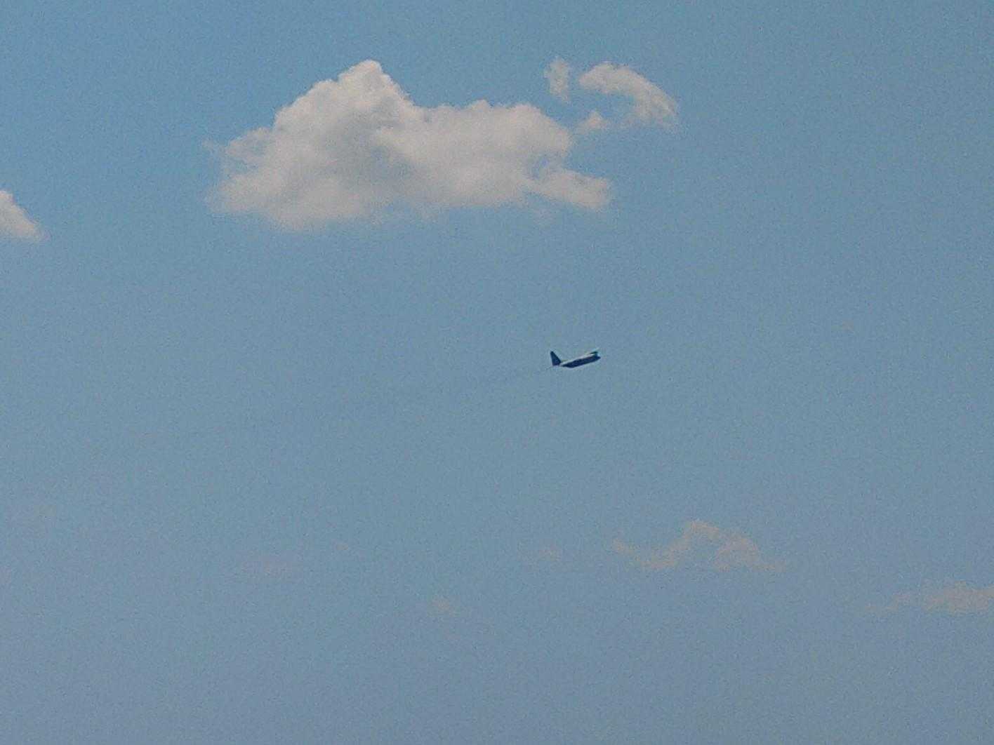 自衛隊機が目の前を、 この後 車で移動して🚙💨