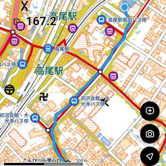 サイゼ＝下山メシ会場に到着。