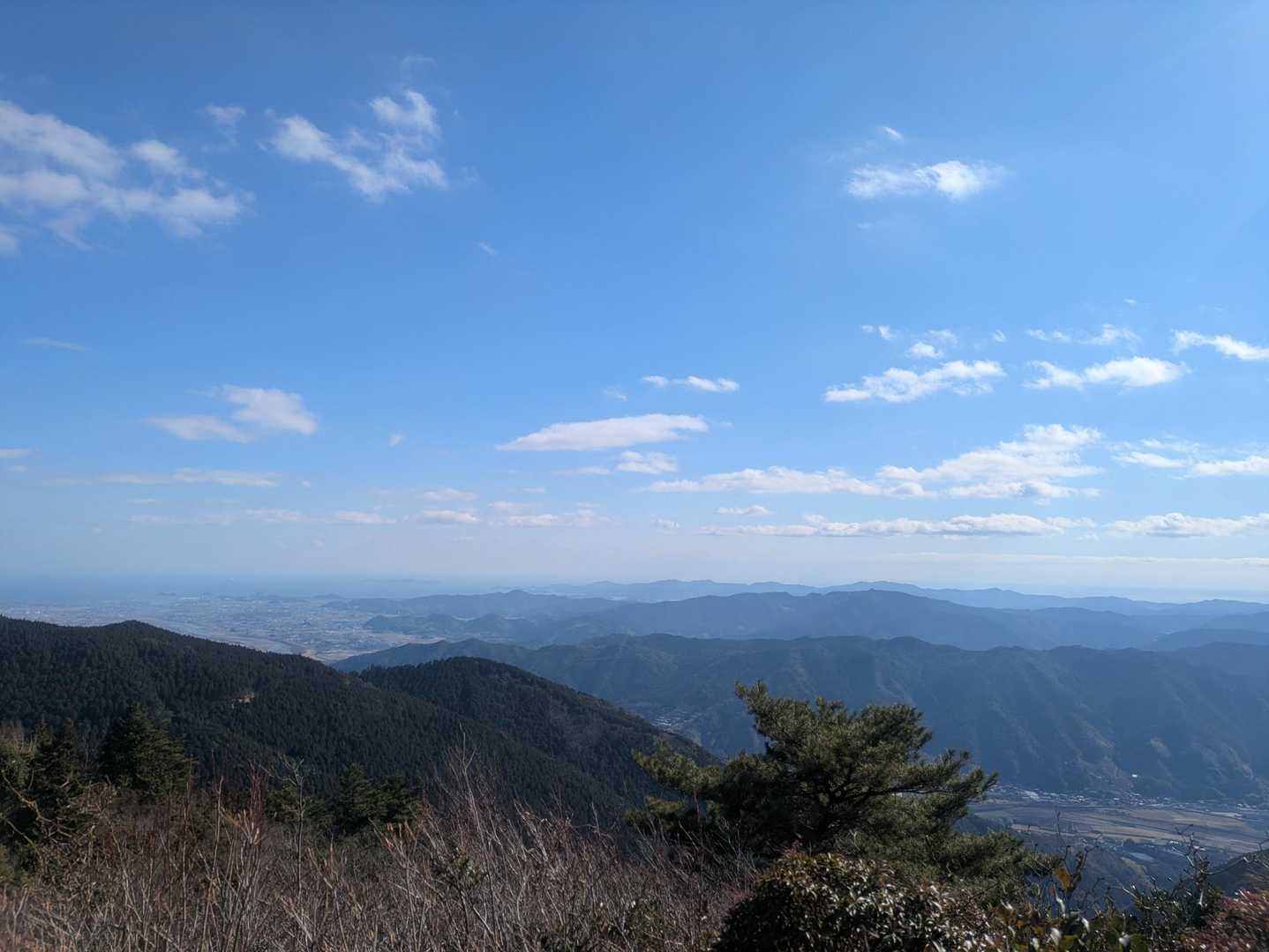 山頂手前の眺望ポイント