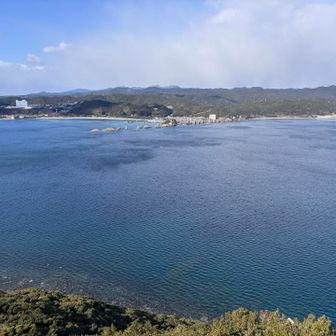 海が綺麗
青空に映えるね