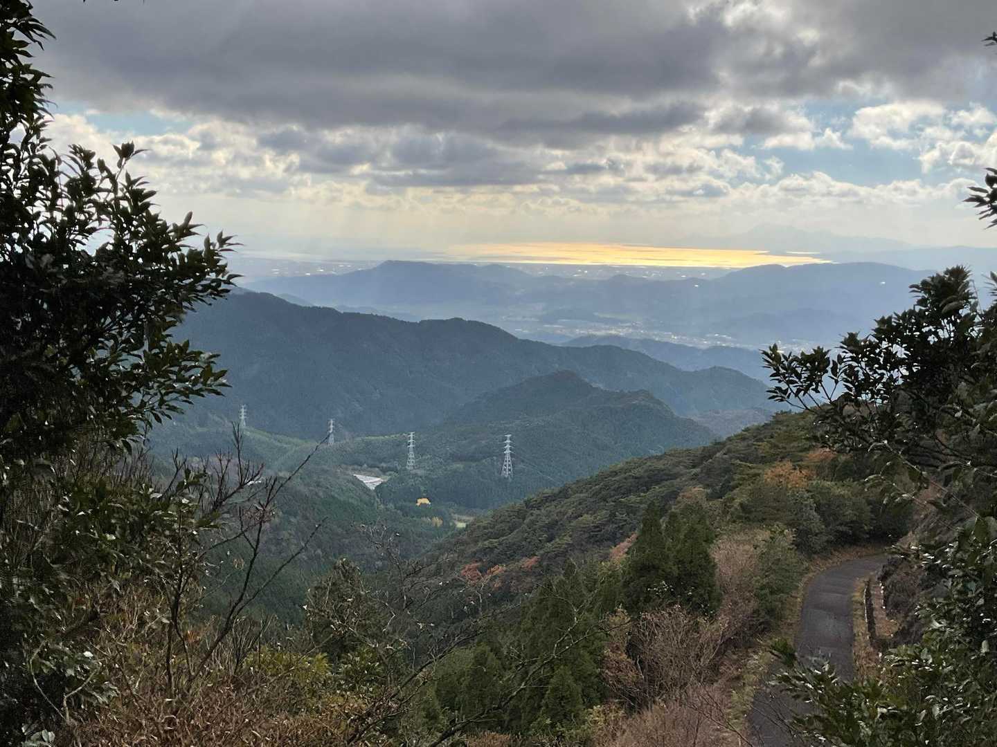 有明海　実物が太陽の光線で綺麗だったが上手く撮れてない　結構写真に騙される感じだけど今回はちと違った