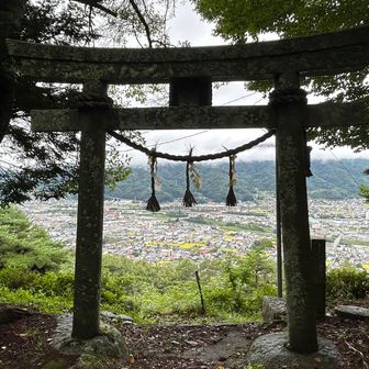 金比羅神社に出ました。良い眺めです🤗