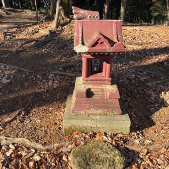 大明神山山頂です。