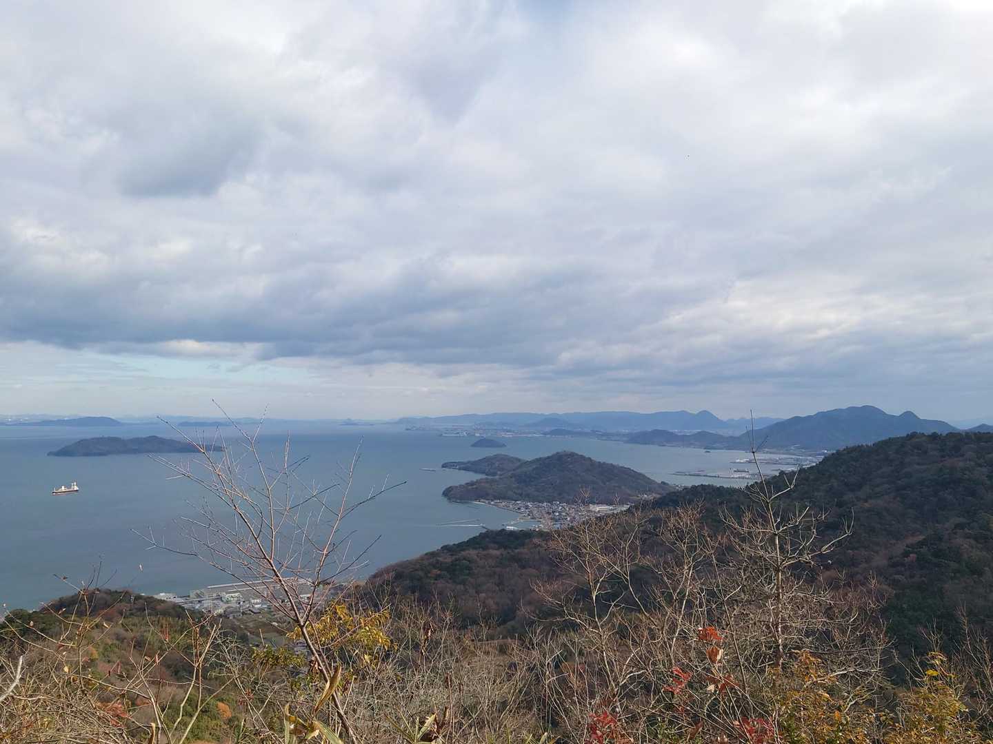 飯野山も見えてますね〜