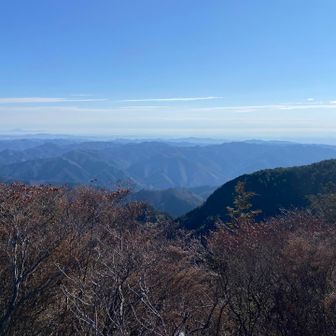 さて、ここからは神戸駅に降りる予定でしたが、予定を変更してグレーピークハントに切り替えます。