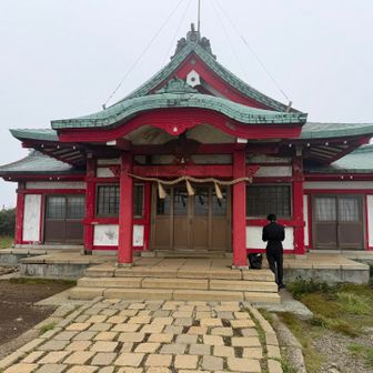 神社
すまんな、今回財布は車に置いてきたwww