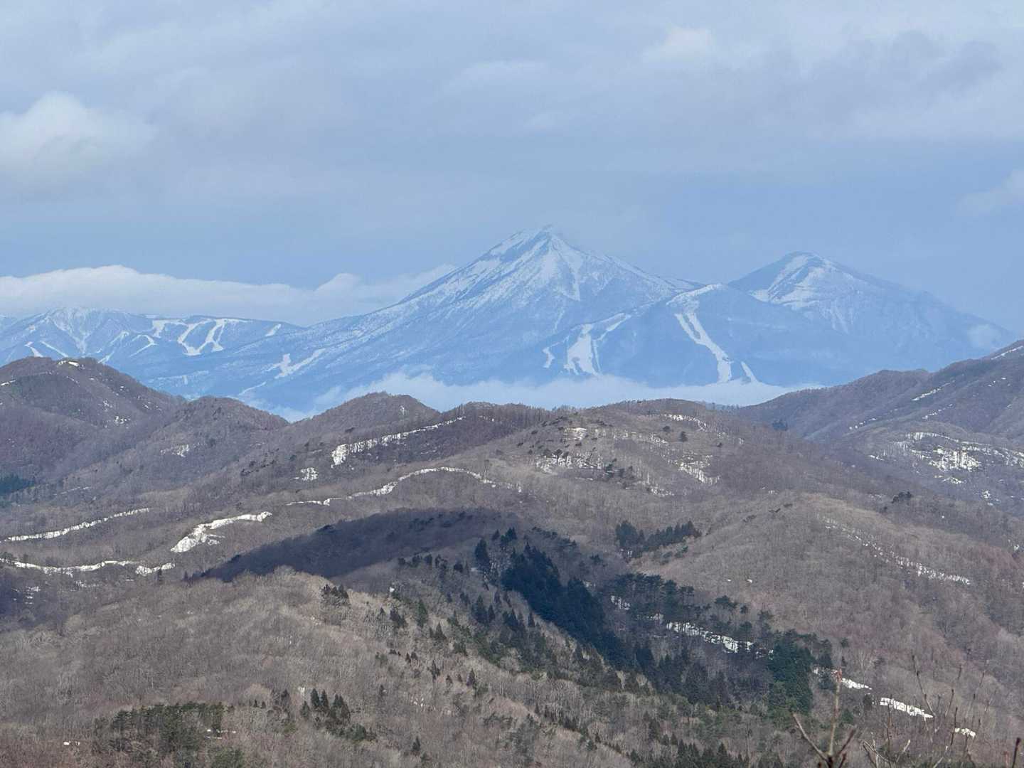 磐梯山🏔️移動中濃霧だったから見れなかったが上は晴れてたか〜