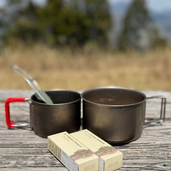 お昼ごはん食べて、
食後のデザートも食べて満足〜😋