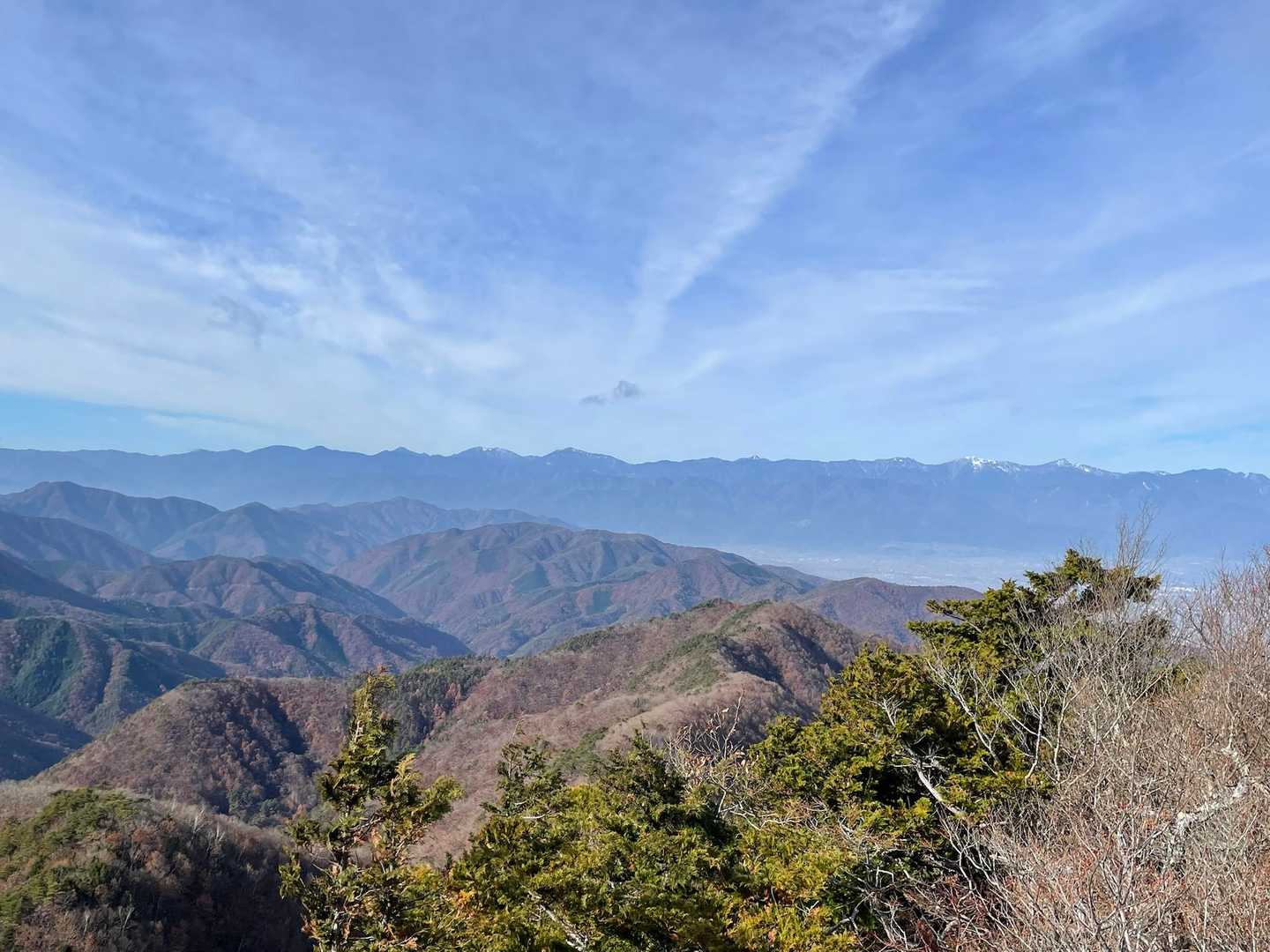 西側　南アルプスの山々