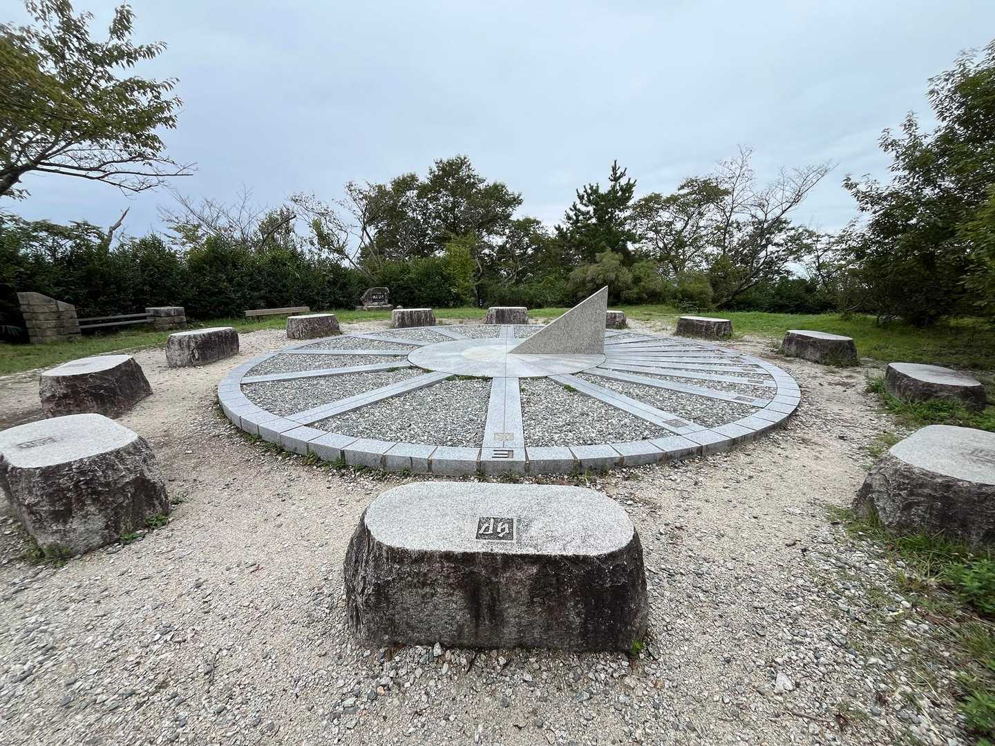 雌岳へ行く途中、噂してた常連ご夫婦にもお会いできました🤗
やっぱり二上山っていいなぁ❣️