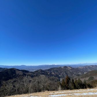 堂平山から　ベンチもあります！