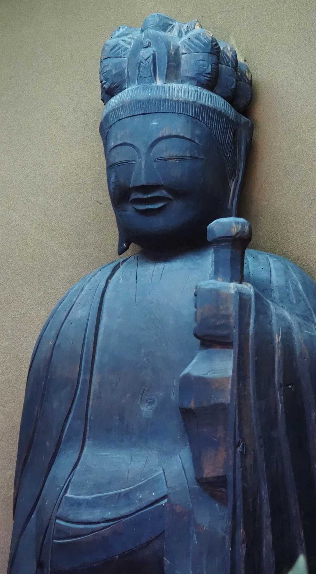 十四年ぶりの中観音堂・円空作の十一面観音 / ゆるやま登山さんの