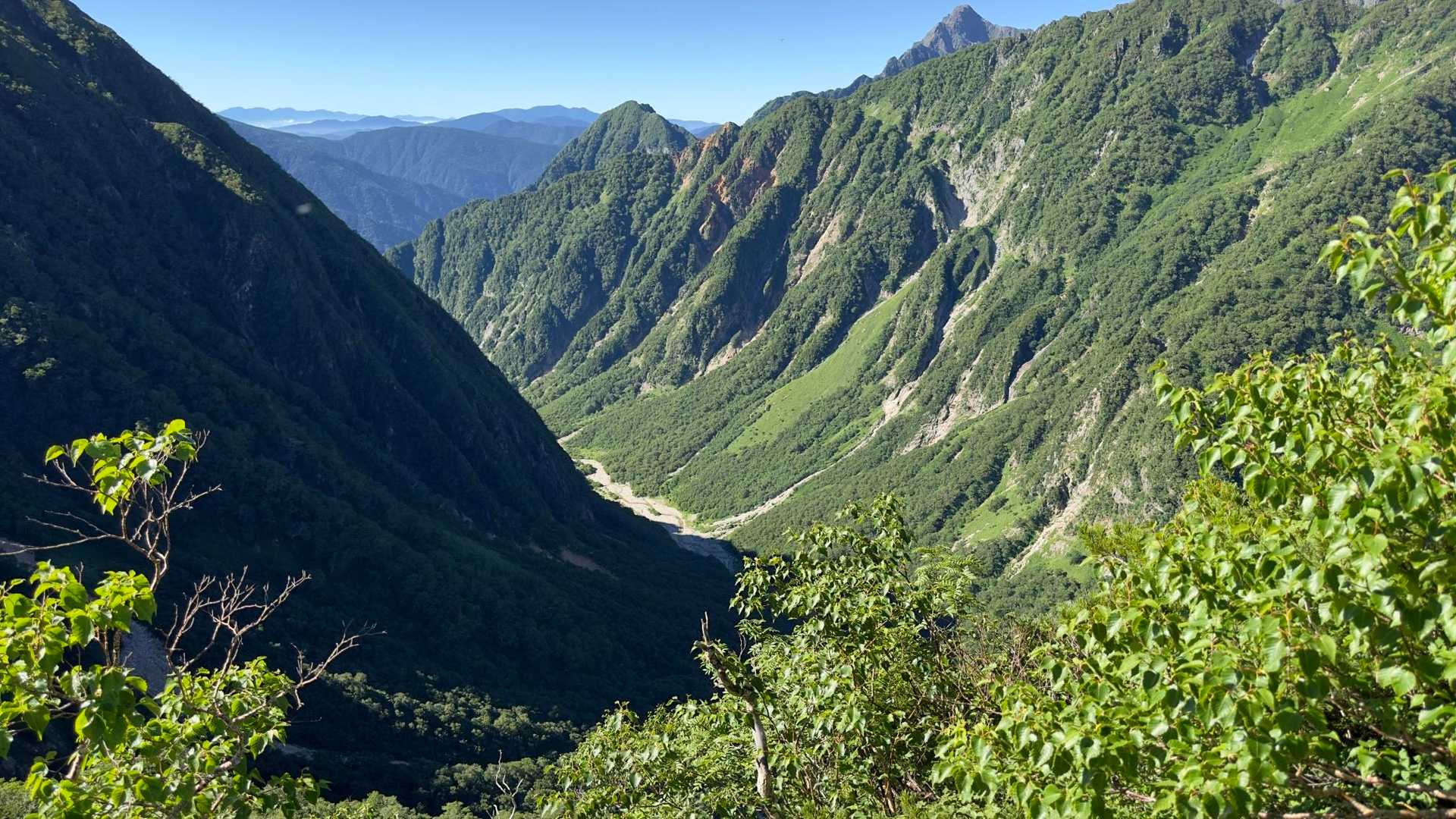 槍沢。明日はここを下って上高地へ