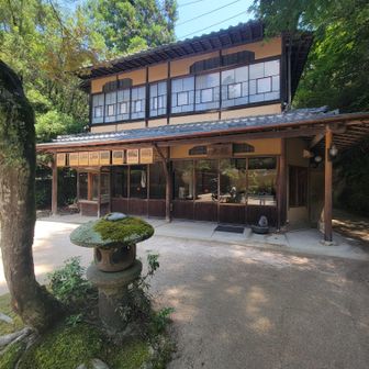 老舗の旅館らしいです