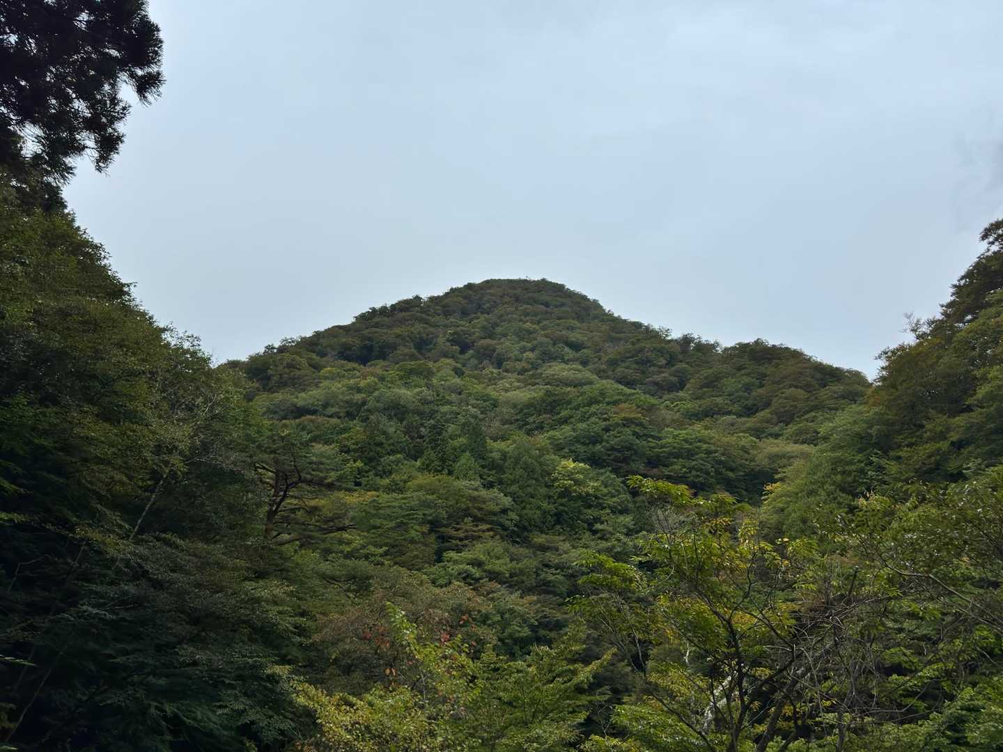 甲子温泉♨️からの甲子山