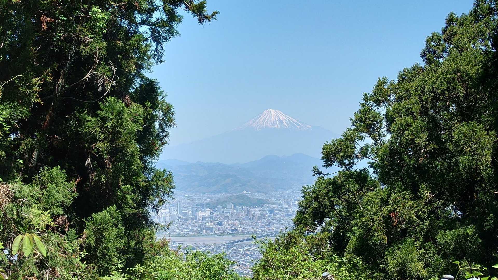 花沢山-日本坂峠-満観峰-鞍掛峠 周回コースの写真