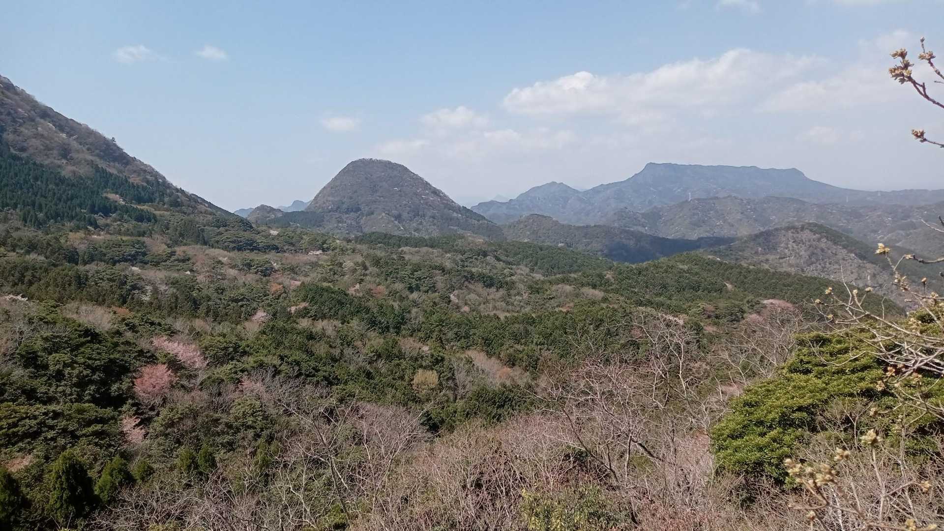 谷山-石山 縦走コースの写真