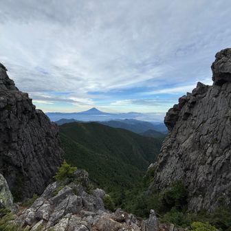 昨日はキリで何も見えなかったが、まさかの絶景