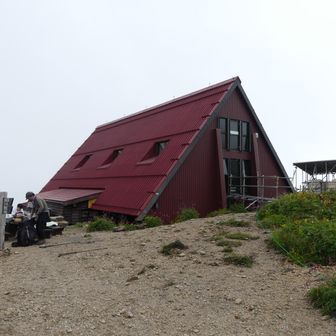 朝日小屋　到達