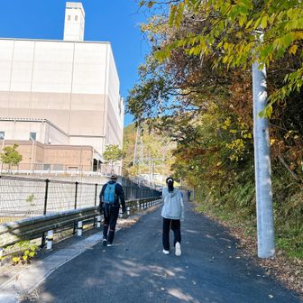 小牧市民プールの第二駐車場に停め（無料）
脇道からスタート
