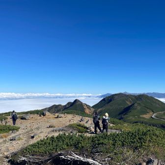 魔王岳山頂の先