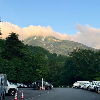 蓮華温泉駐車場　50台〜埋まってました