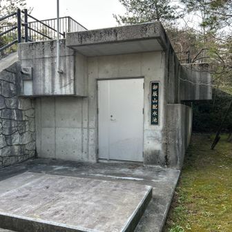 あまりウロウロしてると、本当に職質されそう