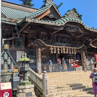 薬王院は744年に聖武天皇の命で開山されたらしい