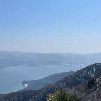 敦賀湾越しの市街地
やや霞み😶‍🌫️