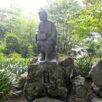松尾芭蕉像